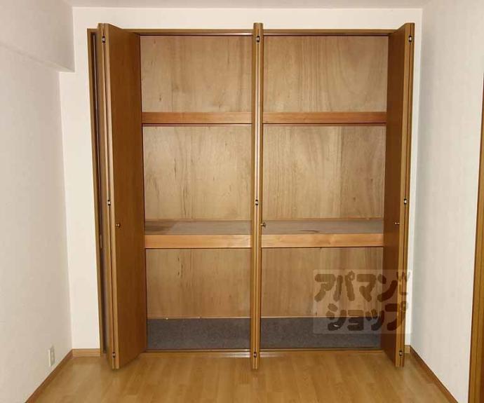 【レフィナード京都西大路】間取