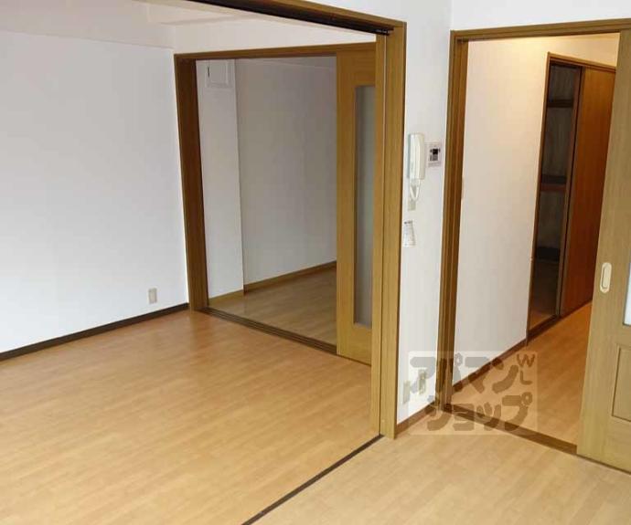 【レフィナード京都西大路】間取