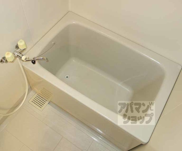 【レフィナード京都西大路】間取