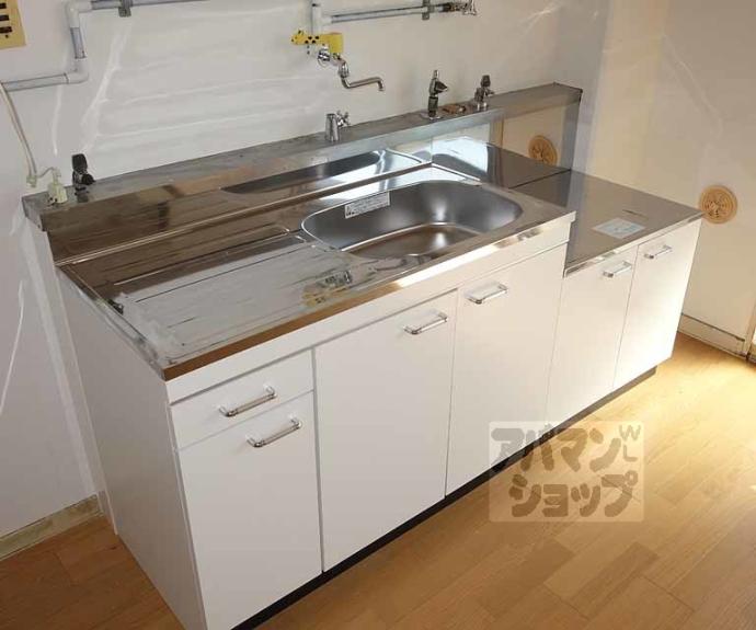 【レフィナード京都西大路】間取