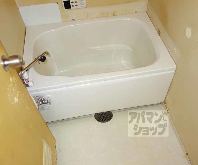 【レフィナード京都西大路】間取