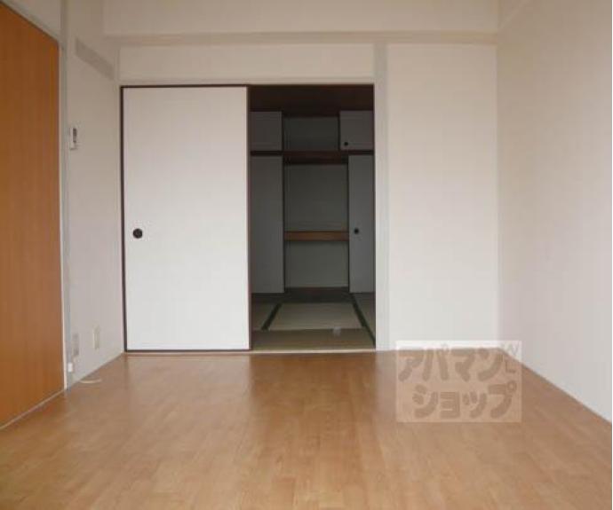 【レフィナード京都西大路】間取