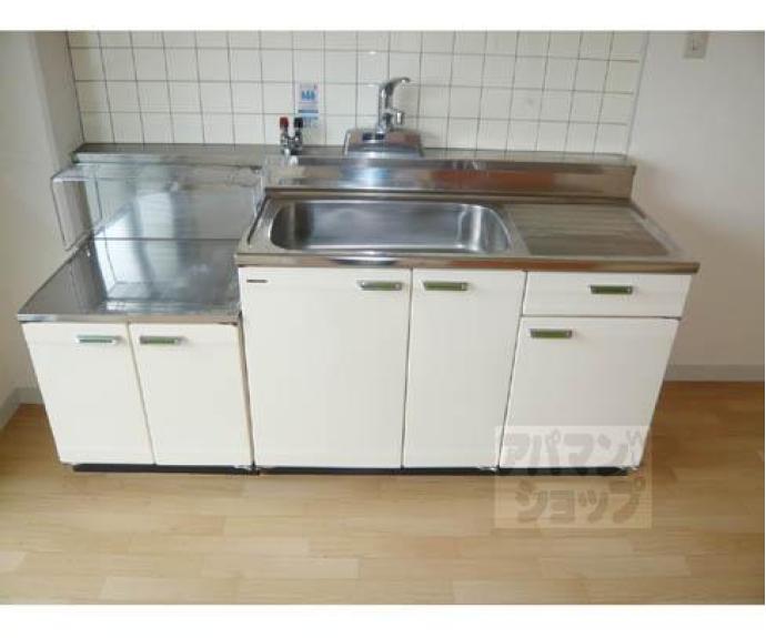 【レフィナード京都西大路】間取