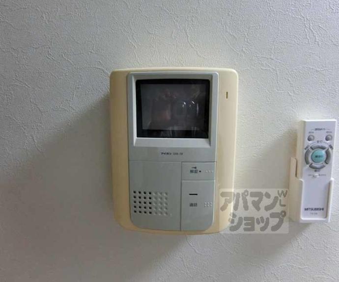 【西京極南大入町マンション】間取