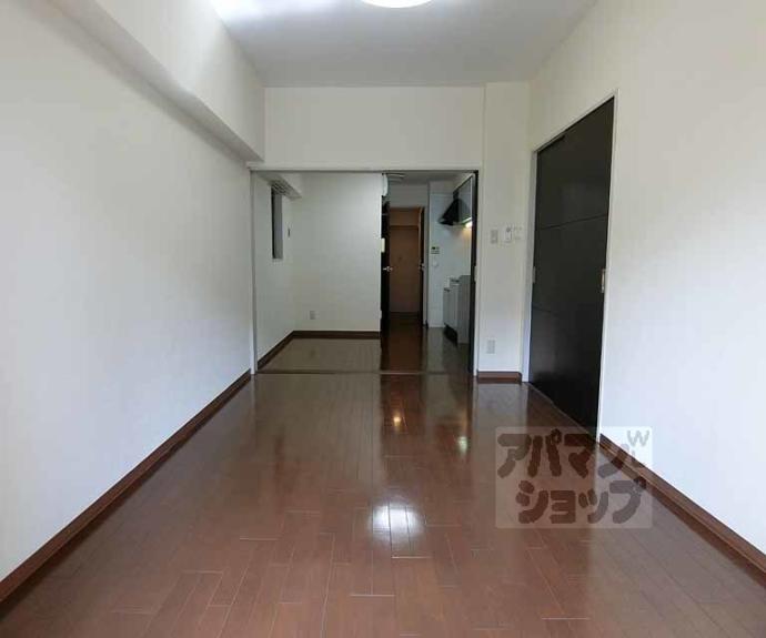 【西京極南大入町マンション】間取