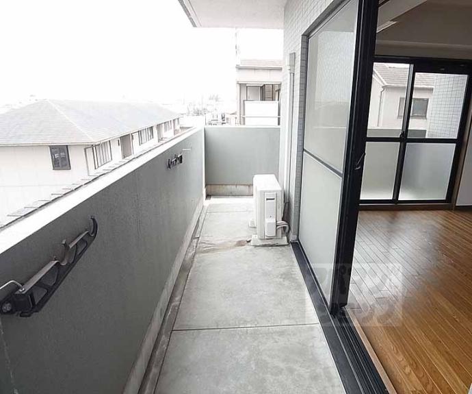 【エリーフラッツ上桂】間取