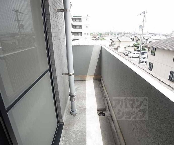 【エリーフラッツ上桂】間取