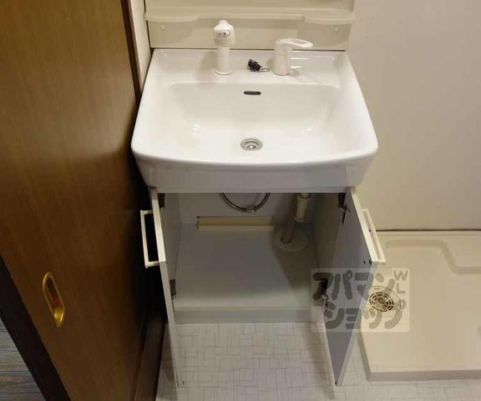 【エリーフラッツ上桂】間取