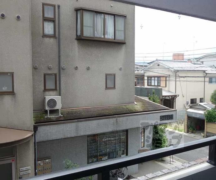 【エリーフラッツ上桂】間取