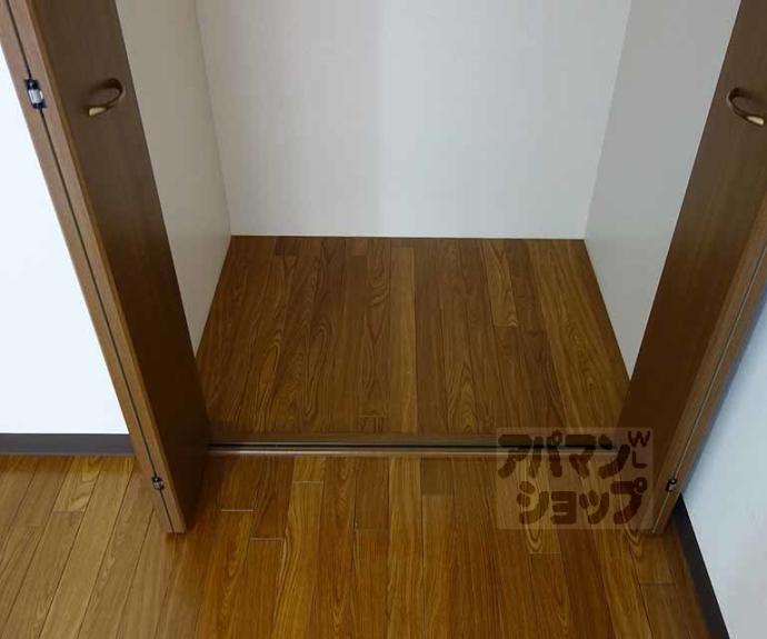 【エリーフラッツ上桂】間取