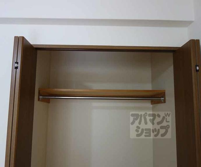 【エリーフラッツ上桂】間取