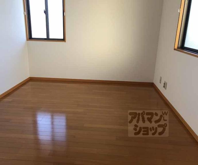 【リサージュ桂】間取