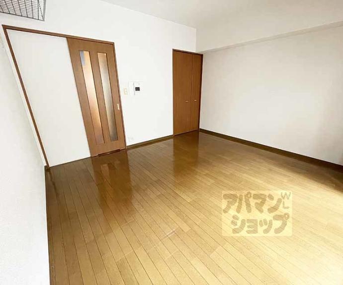 【ベラジオ四条烏丸】間取