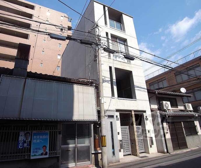 【ＩＮＵＩステップコート】間取