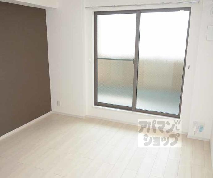 【ヴァンデミーア鳥羽】間取