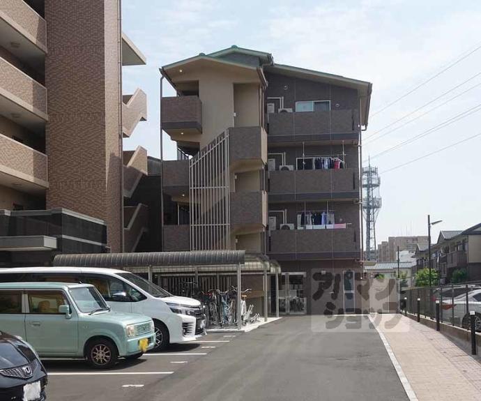 【シャルレ３番館】間取