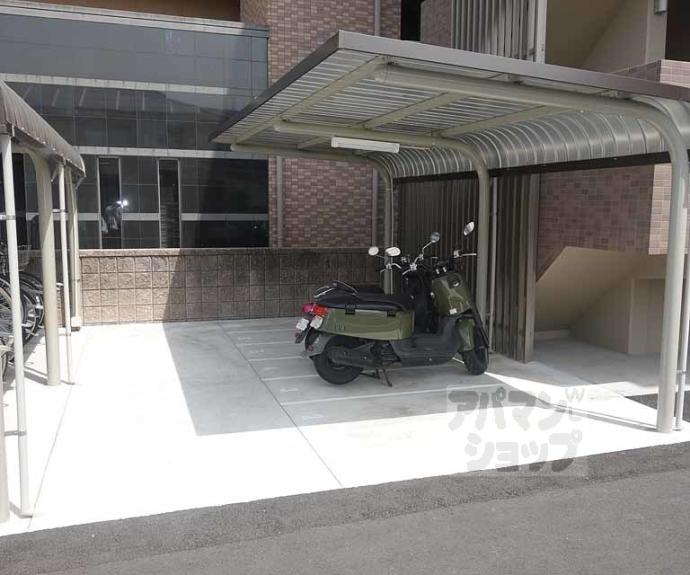 【シャルレ３番館】間取