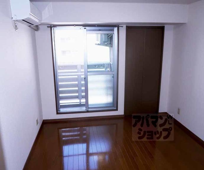 【FourSeven八条口】間取