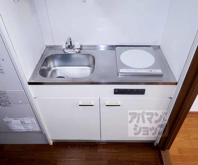 【FourSeven八条口】間取