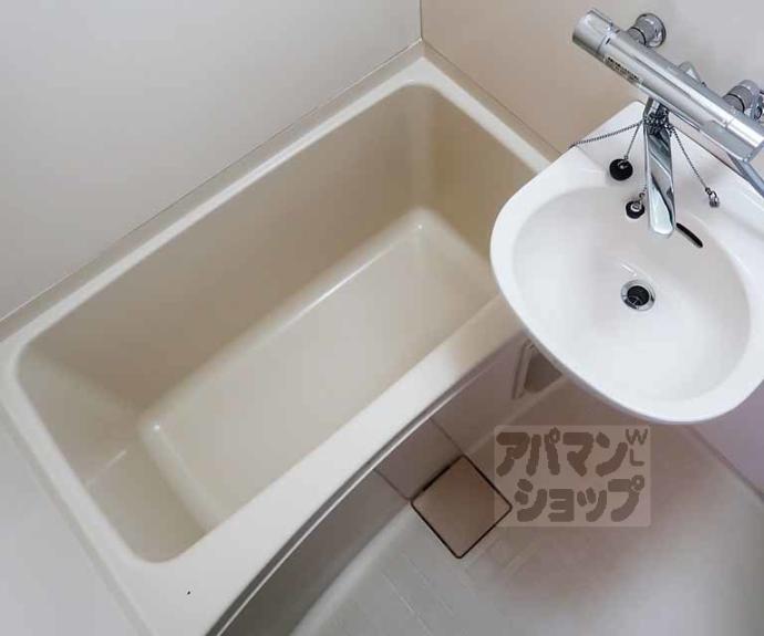 【FourSeven八条口】間取