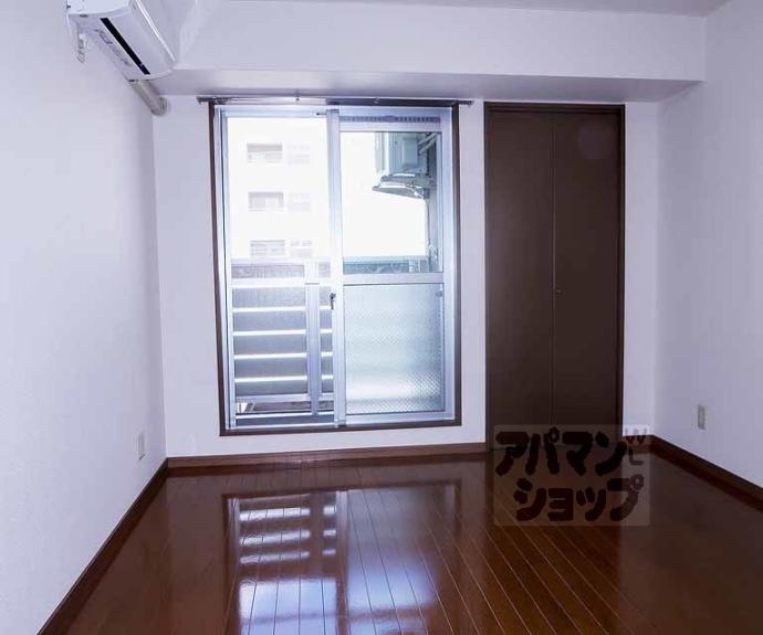 【FourSeven八条口】間取