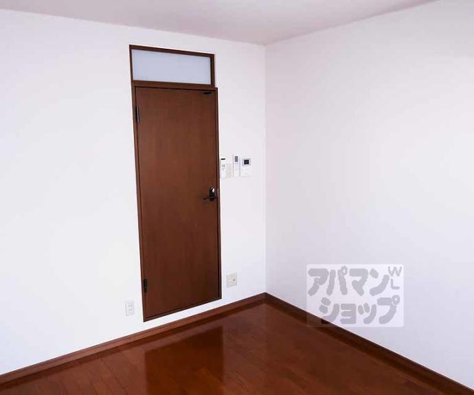 【FourSeven八条口】間取