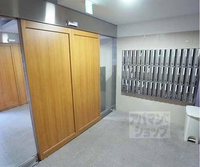 【クレストコート二条城北】間取