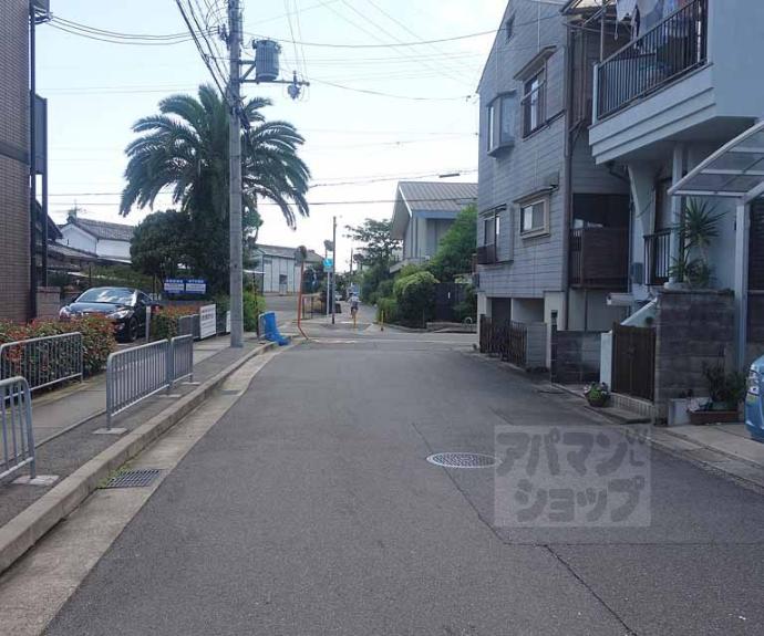 【アンプルール クラージュ ルヴニール】間取