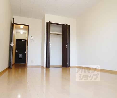 【アンプルール クラージュ ルヴニール】間取