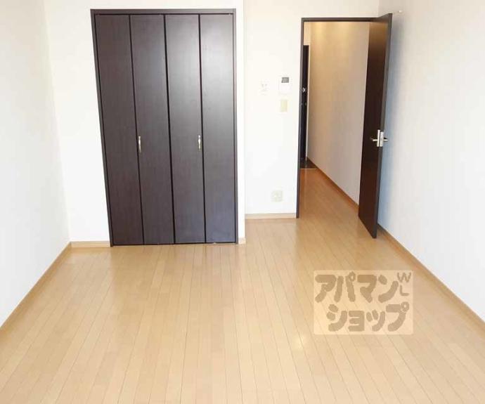 【アンプルール　クラージュ　ルヴニール】間取