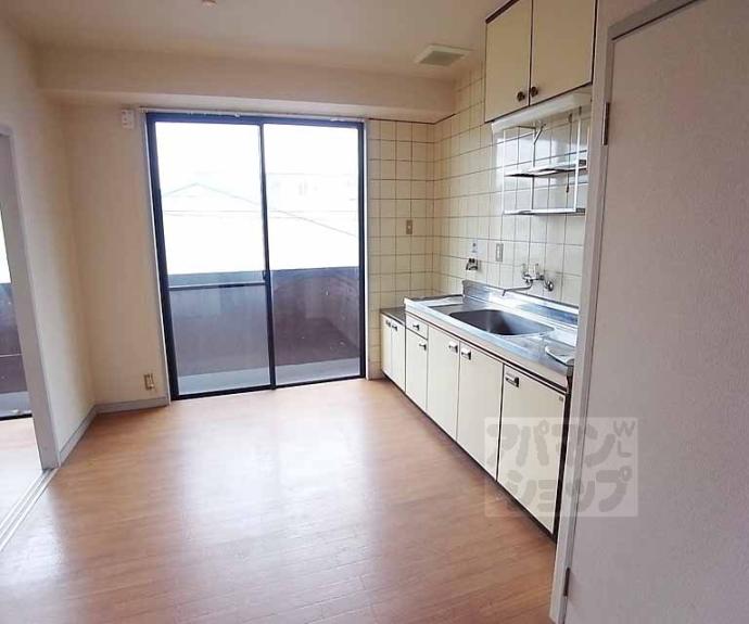 【ヤムズヴィレッジ】間取