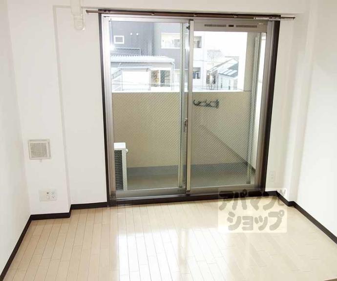 【アクロス京都七条鴨川御苑】間取