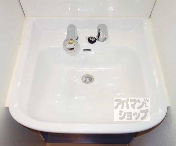 【アクロス京都七条鴨川御苑】間取