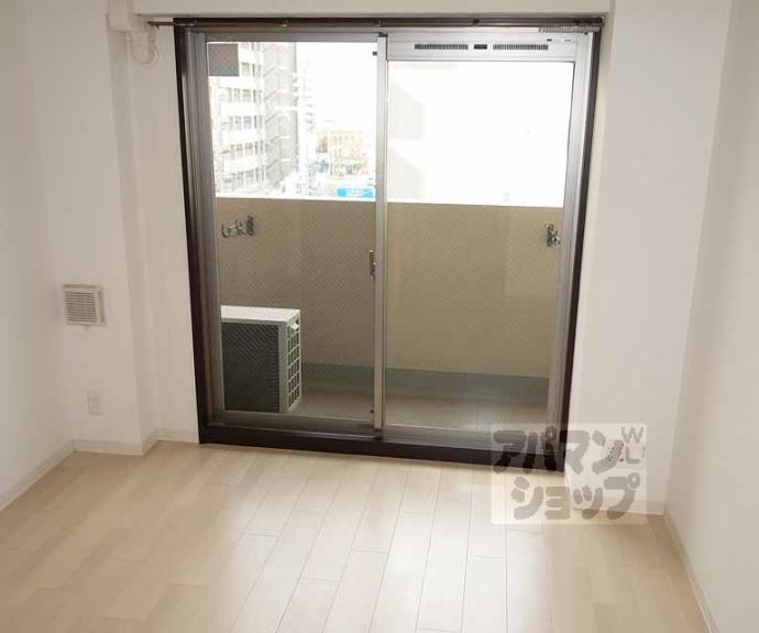 【アクロス京都七条鴨川御苑】間取