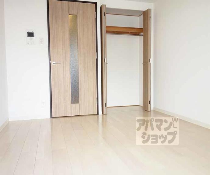 【アクロス京都七条鴨川御苑】間取