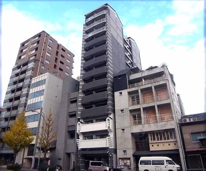 【ジョイシティ二条城前】間取
