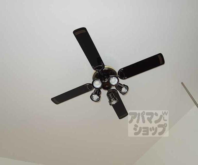 【ＷＥＳＴ９Ｍｉｒｒｏｒ　１・２号館】間取