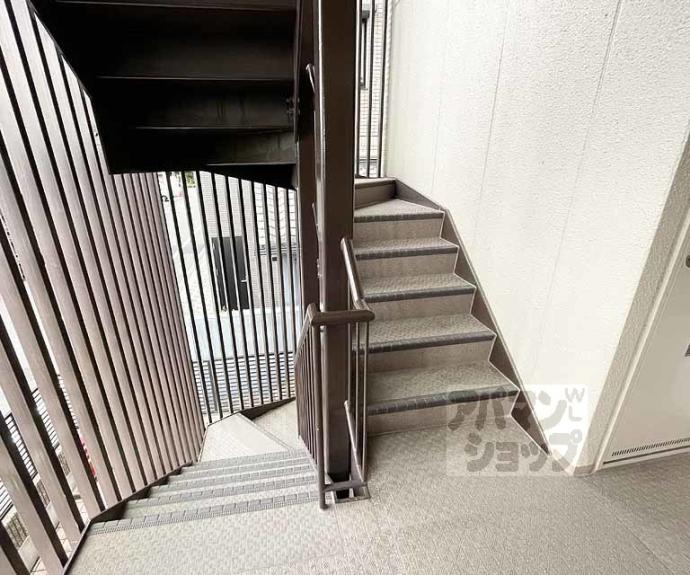 【グランコート高台寺】間取