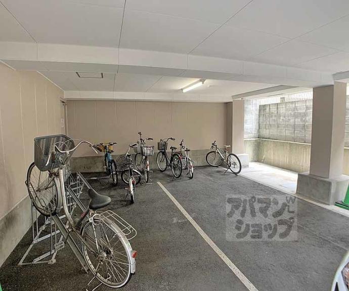 【グランコート高台寺】間取