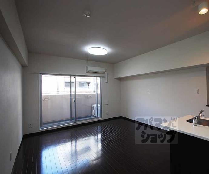 【アクアレリスト今出川】間取