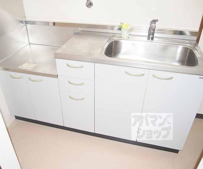 【ヴィラ・パラディス東山】間取