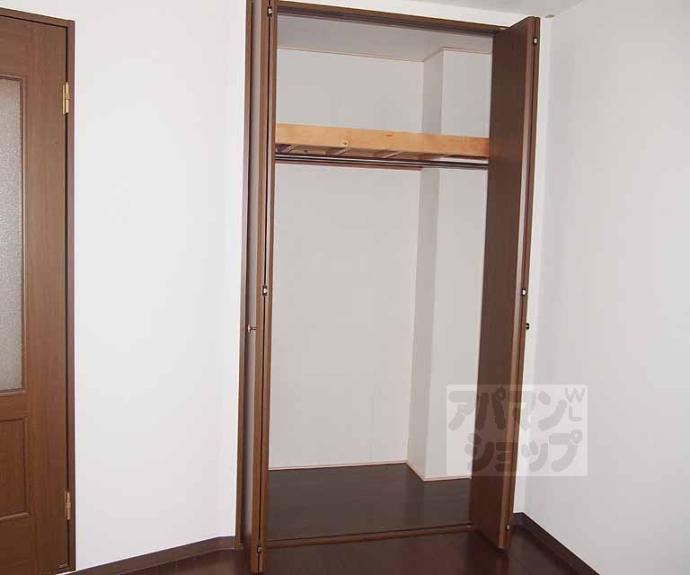 【ヴィラ・パラディス東山】間取