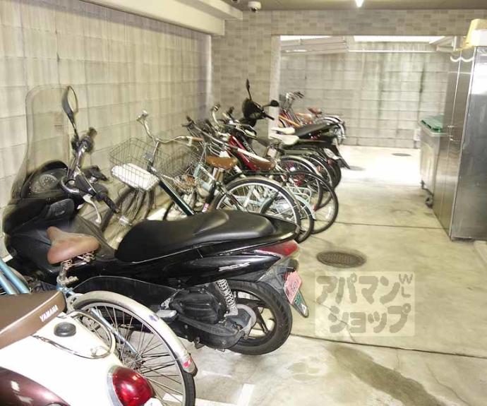 【和泉ハイツ】間取