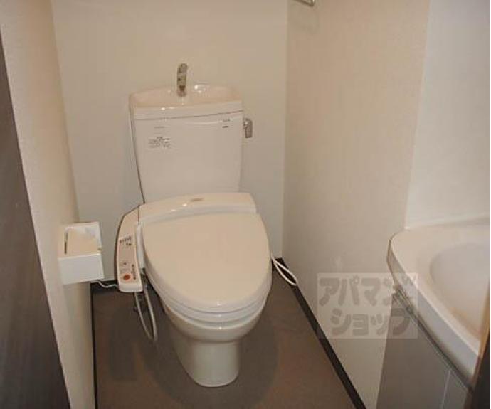 【和泉ハイツ】間取