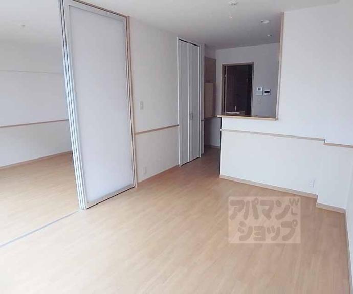 【エルメゾン伏見】間取