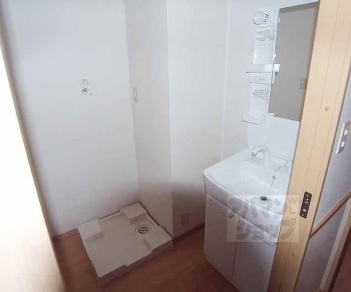 【エルメゾン伏見】間取