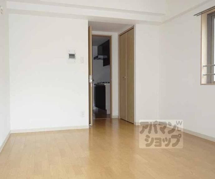 【ｍａｓｔｅｒｙ　ｃｏｕｒｔ】間取