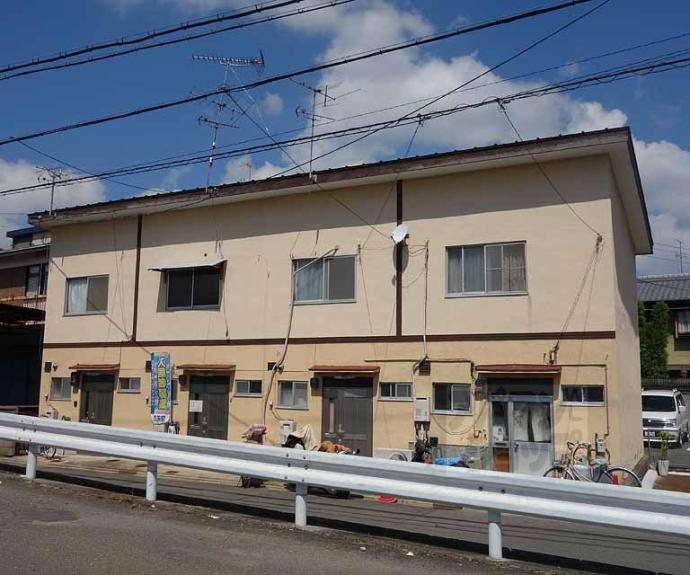 【上鳥羽南中ノ坪町貸家】間取