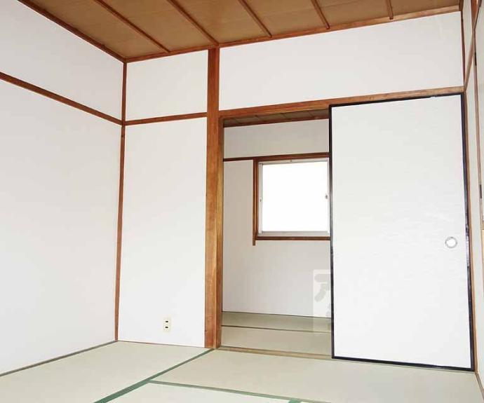 【上鳥羽南中ノ坪町貸家】間取