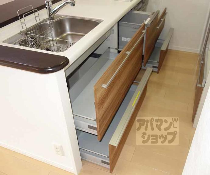 【パデシオン十条】間取